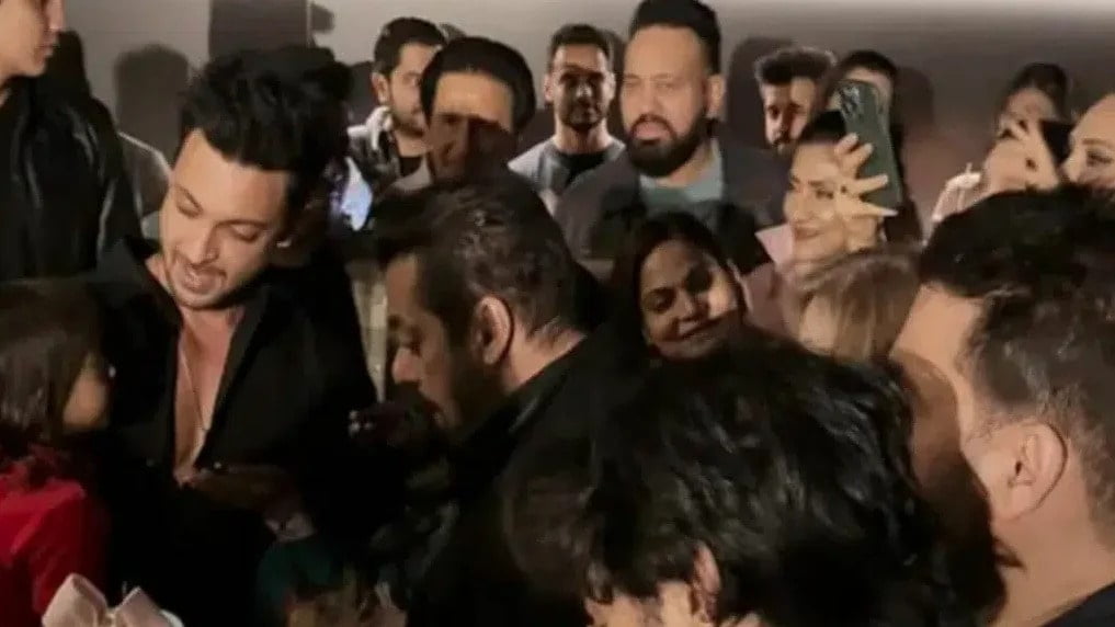 Salman Khan Celebrates 58th Birthday