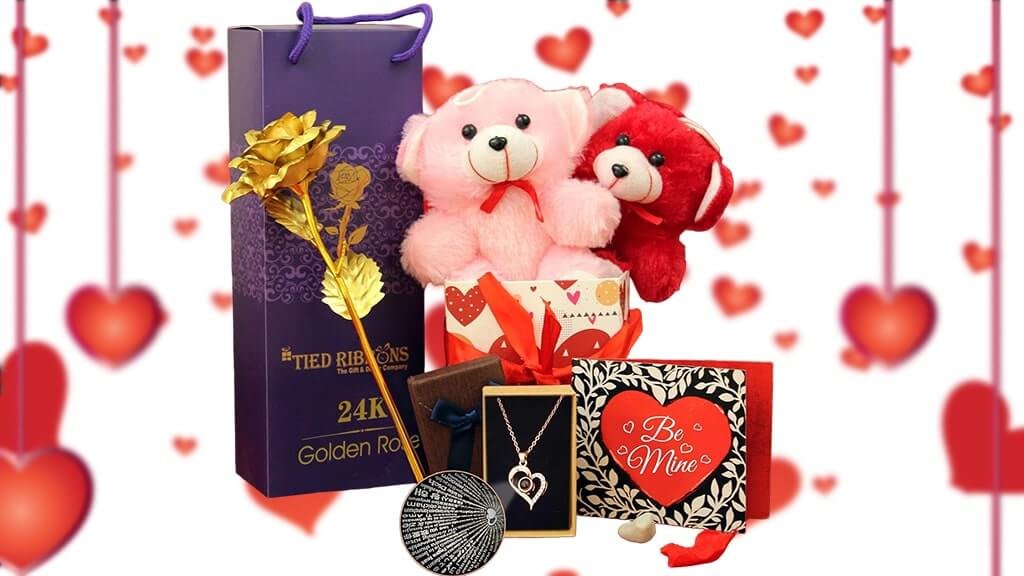 Valentine Day Gifts Under 1000