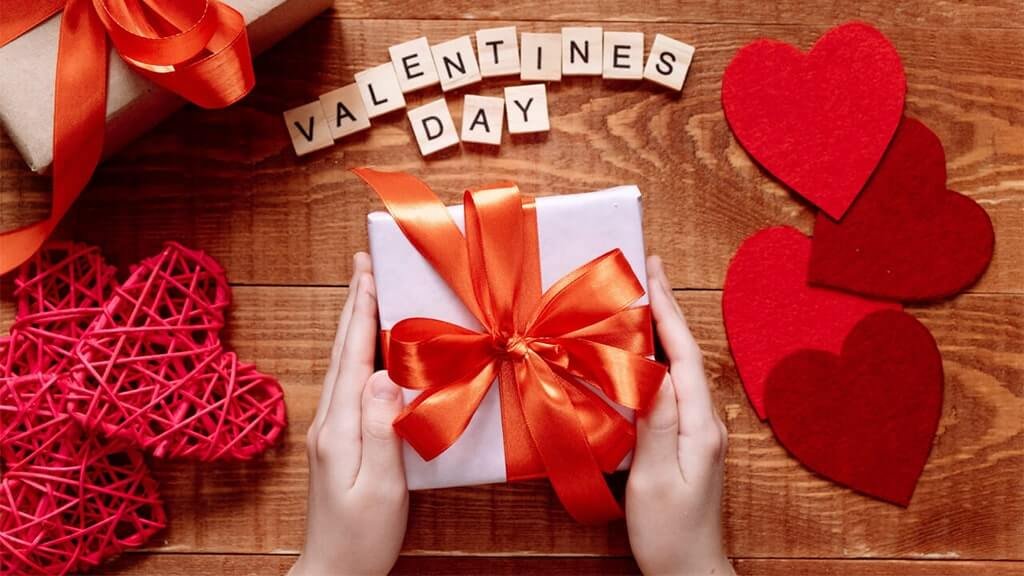 Valentine Day Gift Under 100