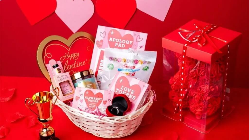 Valentine Day Gifts Under 1000