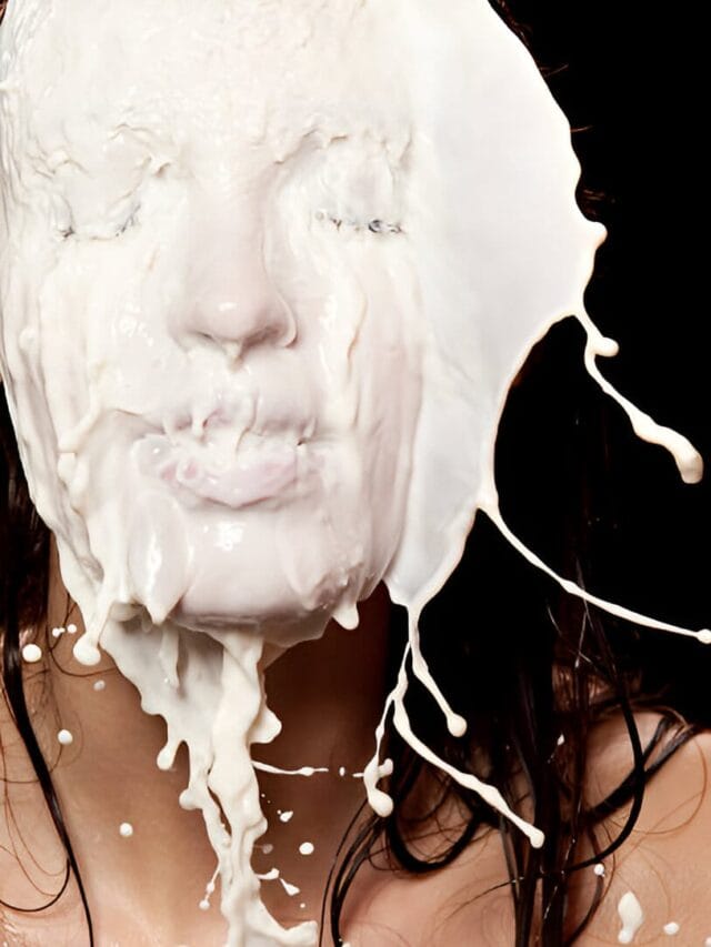 বিয়ের মরশুমে জেল্লাদার ত্বক পেতে ডুব দিন দুধেই